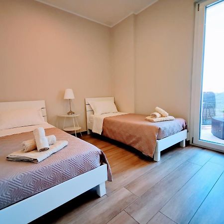 テルモリAttico Belvedere Centralissimo Vista Mareアパートメント エクステリア 写真